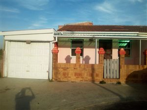 4 Bed House in Rocklands
