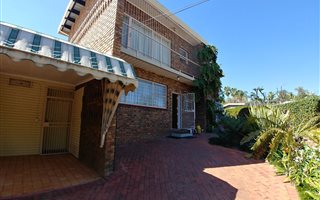 3 Bedroom House in Monument Park