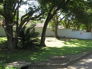 1496 m² Land available in Uvongo