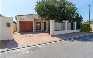 3 Bedroom House in Parklands
