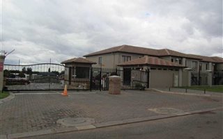 2 Bedroom Apartment in Meyersdal