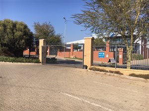 2392 m² Industrial space in North Riding AH