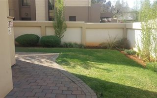 4 Bedroom House in Zwartkop Golf Estate