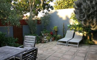 4 Bedroom Townhouse in Signal Hill