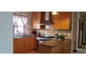 3 Bed Cluster in Douglasdale
