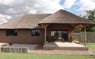 2 Bedroom House in Benoni AH