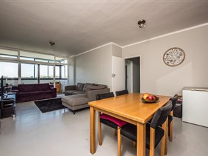 2 Bed Apartment in Claremont Upper