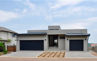 4 Bedroom House in Boardwalk