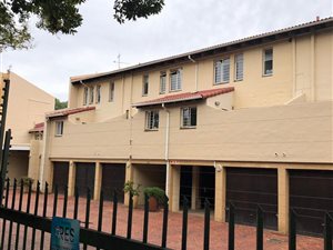 3 Bed House in Ashlea Gardens