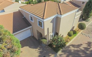 3 Bedroom Cluster in Lonehill