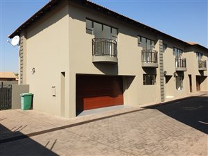 4 Bed Townhouse in New Redruth