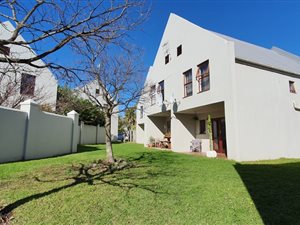 2 Bed Duplex in La Colline