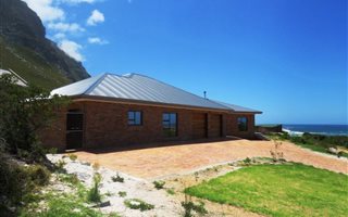 5 Bedroom House in Bettys Bay