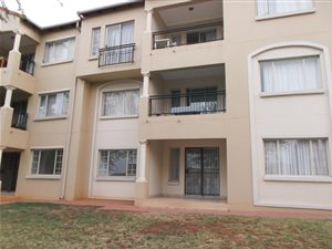 2 Bed Apartment in Hazeldean (Silverlakes Surroundings)