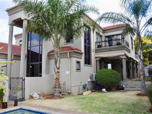 5 Bed House in Bushwillow Park Estate