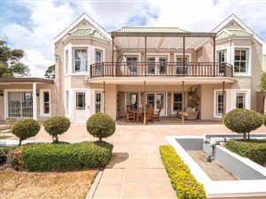 5 Bed House in Welgemoed