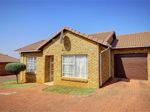 2 Bed Townhouse in Grobler Park