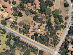 1 ha Farm in Ruimsig