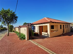 4 Bed House in Cosmo City