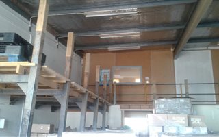 184 m² Commercial space in New Germany