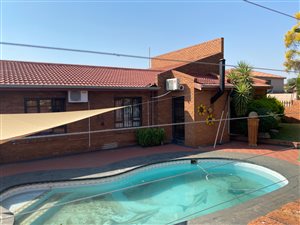 3 Bed House in Karlienpark