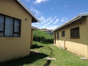 2 Bed House in Lovu