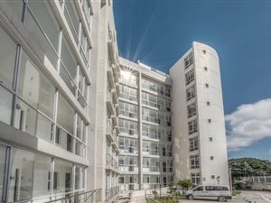 3 Bed Apartment in St Georges Park