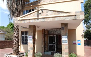570 m² Office Space in Hatfield