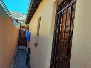 2 Bed House in Olifantsfontein