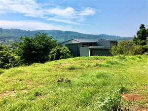 1033 m² Land available in Victoria Country Club Estate