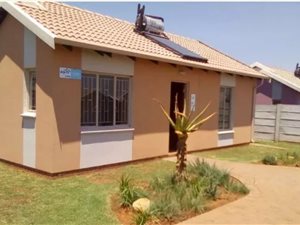 2 Bed House in Johannesburg Central