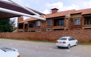 2 Bedroom Apartment in Magalieskruin