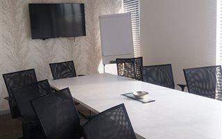 100 m² Office Space in Rustenburg Central