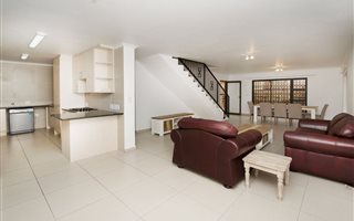 3 Bedroom Townhouse in Honeydew Manor