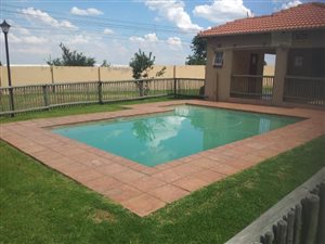 3 Bed Townhouse in Dinwiddie
