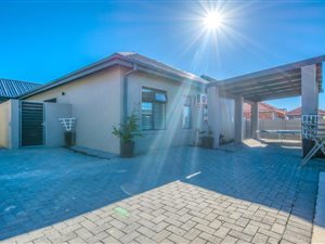 2 Bed House in Pinelands