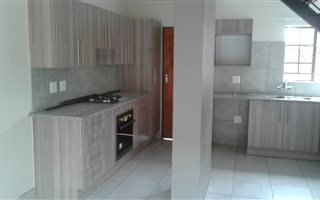 2 Bedroom Duplex in Rietfontein