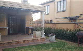 3 Bedroom Simplex in Hughes