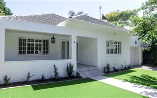 4 Bedroom House in Paarl Central East