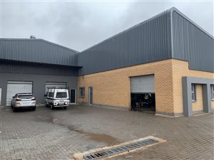 300 m² Industrial space in Monavoni