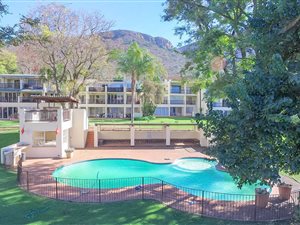2 Bed Apartment in Hartbeespoort Dam
