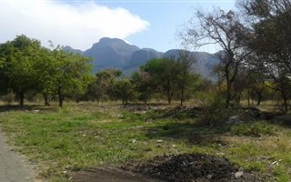 800 m² Land available in Kampersrus AH