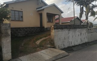 3 Bedroom House in Umlazi