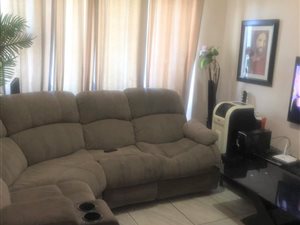2 Bed Apartment in Sanlamhof