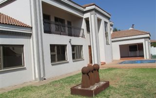 4 Bedroom House in Eldoglen