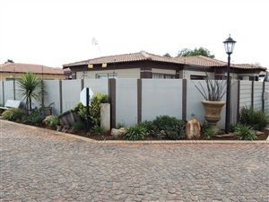 3 Bed Cluster in Denneoord