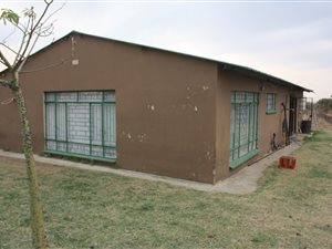 1.6 ha Farm in Buffelshoek AH