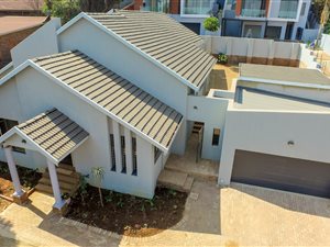 3 Bed House in Waterkloof Ridge