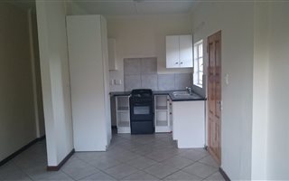 2 Bedroom Garden Cottage in Pinehaven