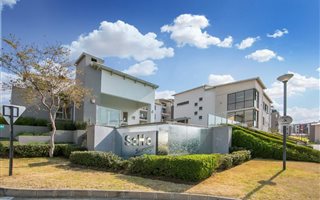 2 Bedroom Apartment in Fourways